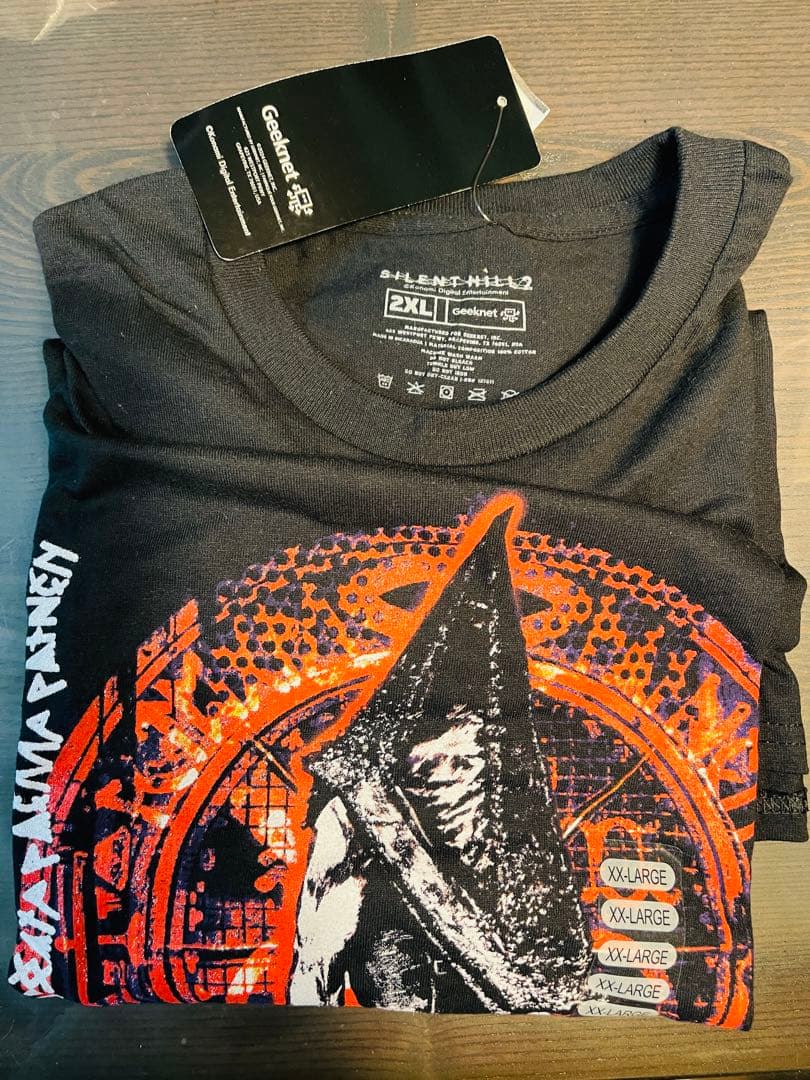 しょー:サイレントヒル2 ピラミッドヘッドTシャツM