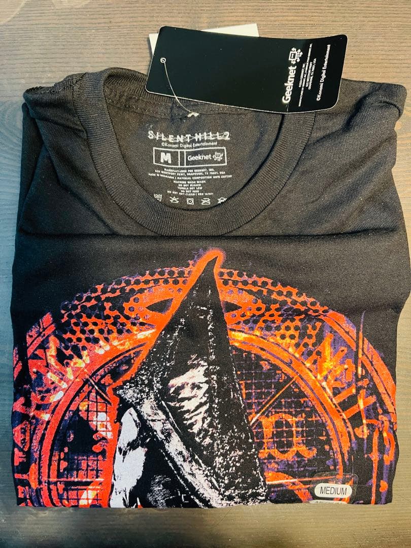 しょー:サイレントヒル2 ピラミッドヘッドTシャツM