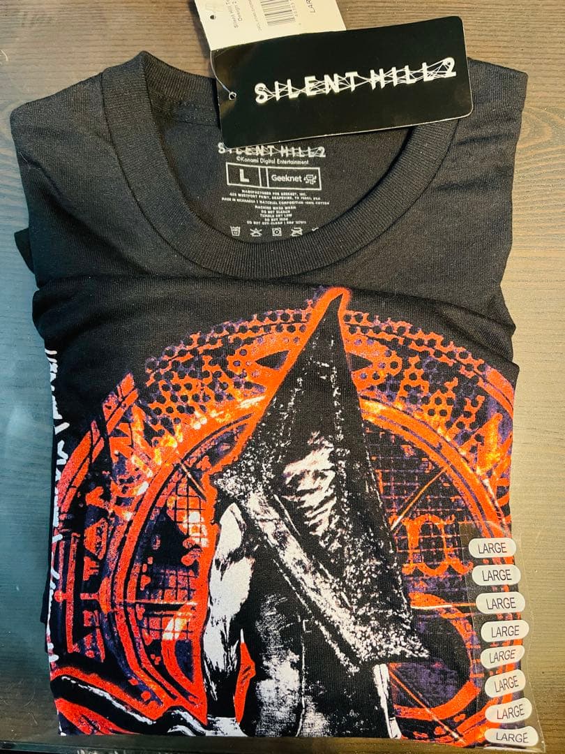 しょー:サイレントヒル2 ピラミッドヘッドTシャツM
