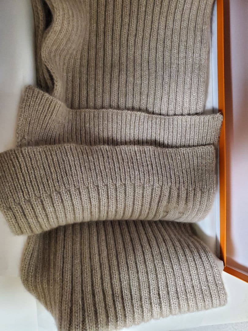 ジ*☆様 希少　HERMES ベージュ リブ編みマフラー