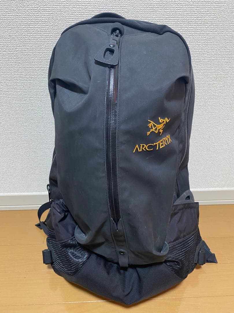 【ほぼ新品・未使用】アークテリクス ARC'TERYX Arro 22