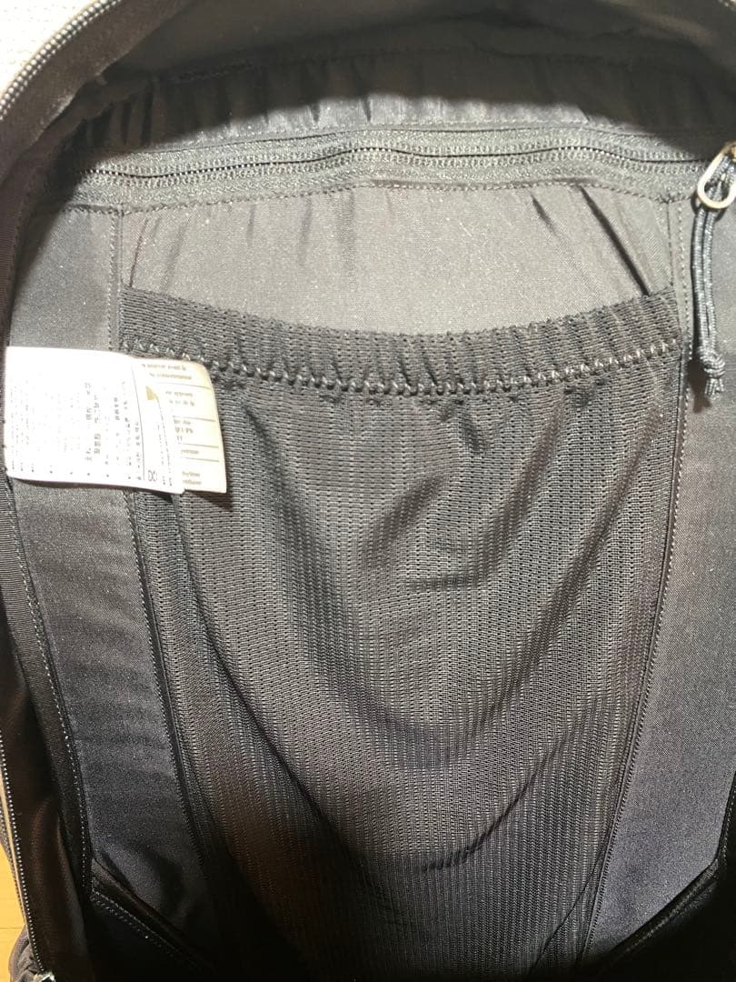 【ほぼ新品・未使用】アークテリクス ARC'TERYX Arro 22