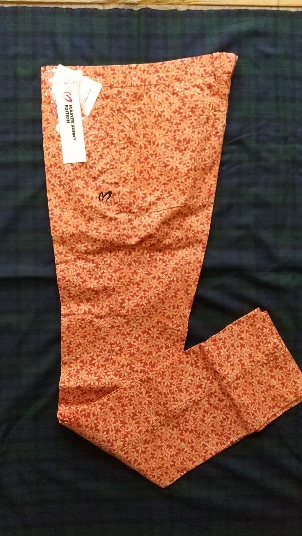 新品未使用 パーリーゲイツ マスターバニーエディション メンズパンツ