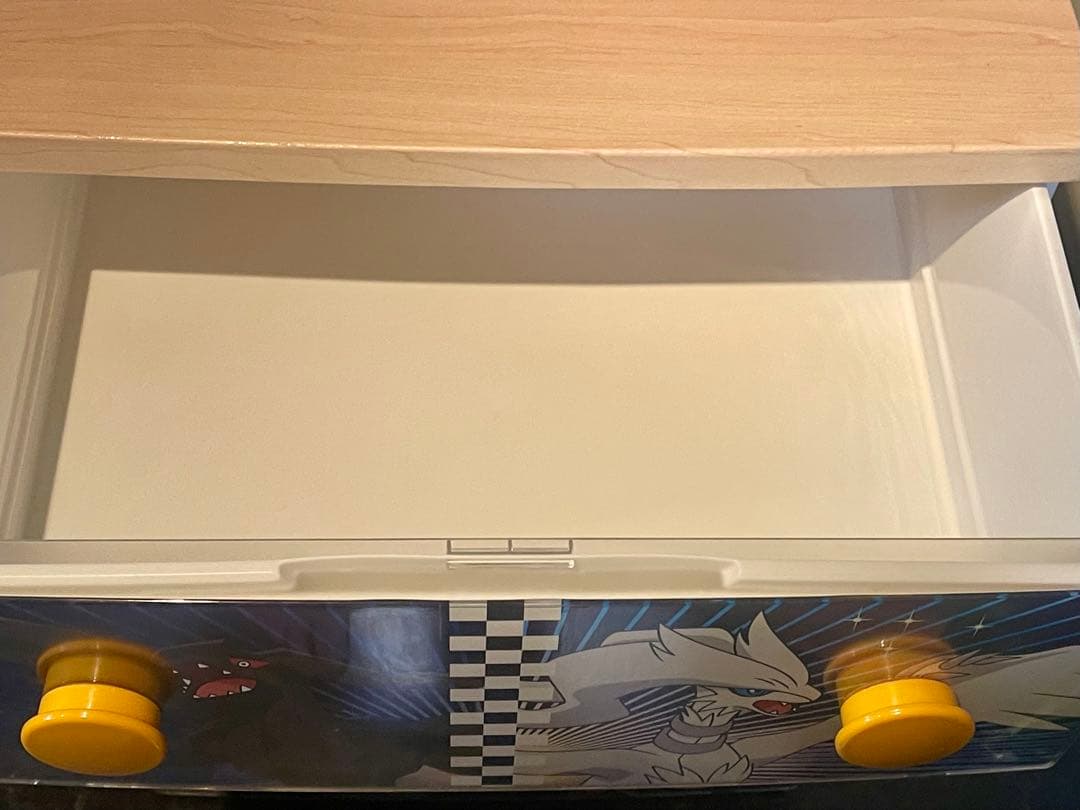 レア 美品 アイリスオーヤマ 2011年 期間限定　棚 4段 チェスト ポケモン