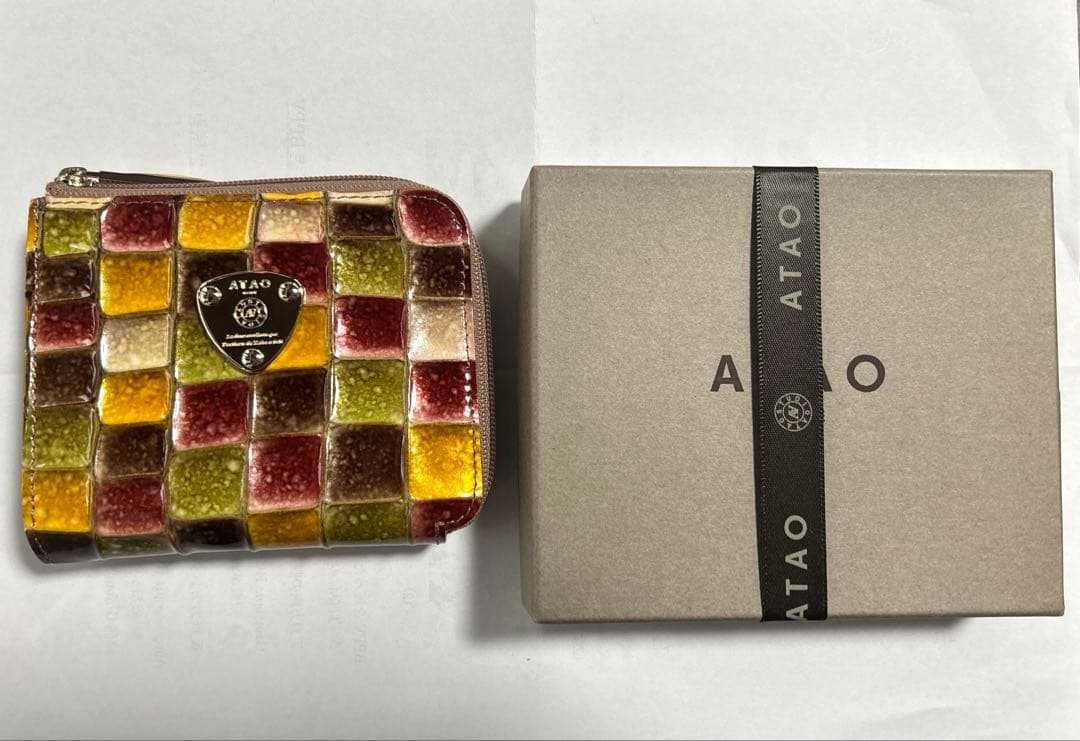 アタオ　ミリモ　ヴィトロ　財布