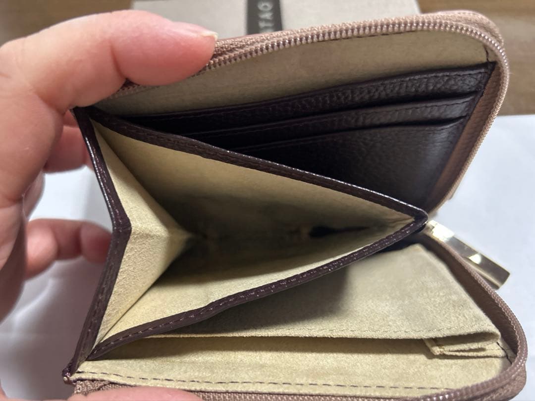 アタオ　ミリモ　ヴィトロ　財布