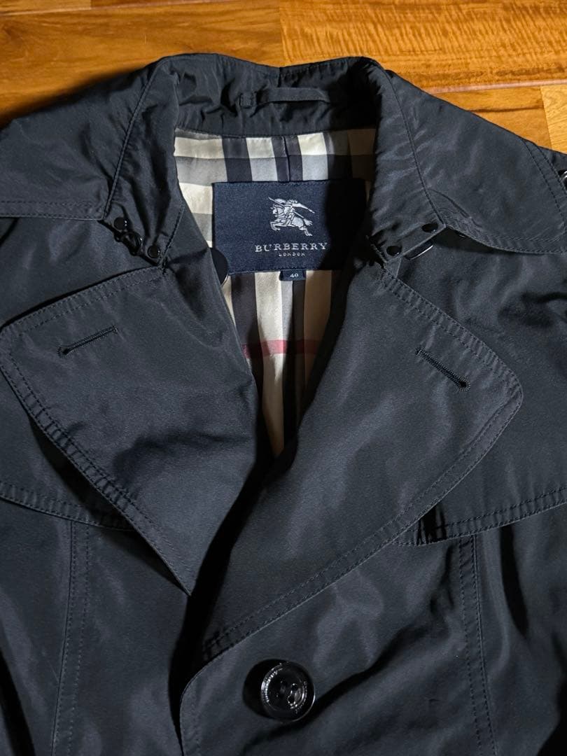Burberry バーバリーロンドンのトレンチコート