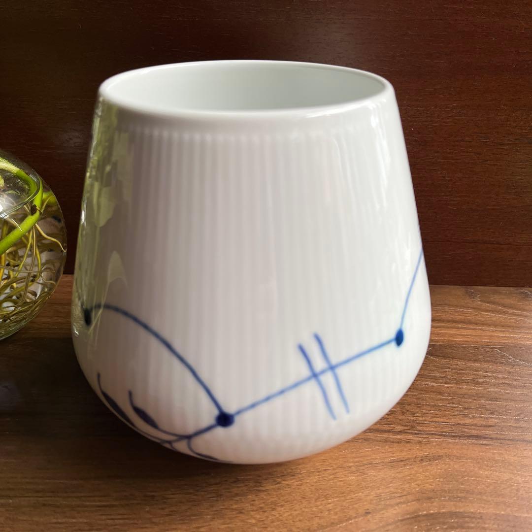 あ*ず様 ロイヤルコペンハーゲン　フラワーベース　未使用　Ｍサイズ