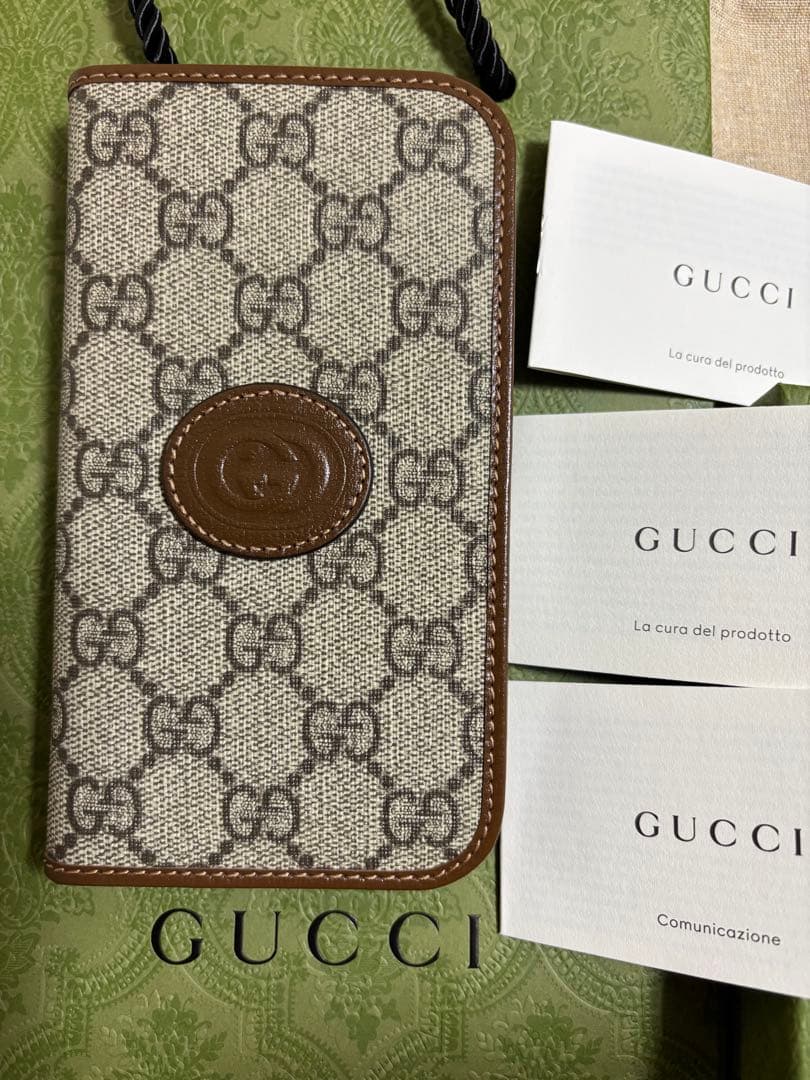 あ*こ様 【新品】GUCCI GGパターン iPhone15 手帳型ケース