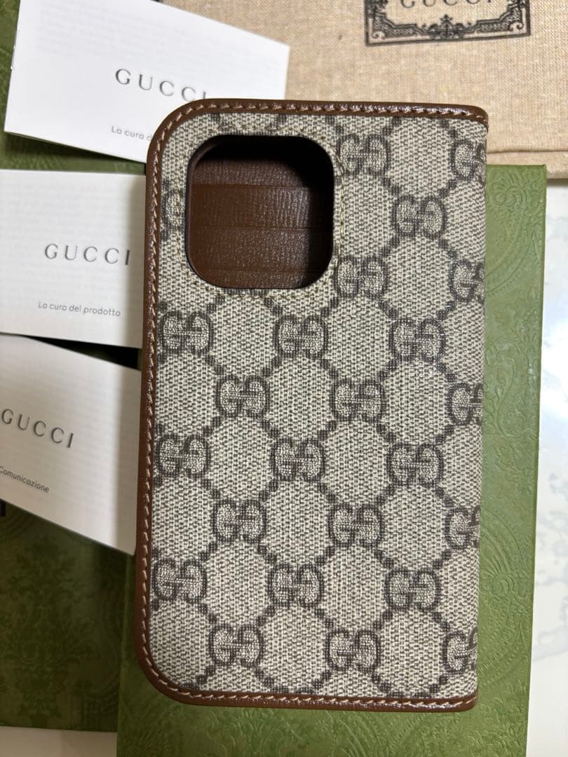 あ*こ様 【新品】GUCCI GGパターン iPhone15 手帳型ケース