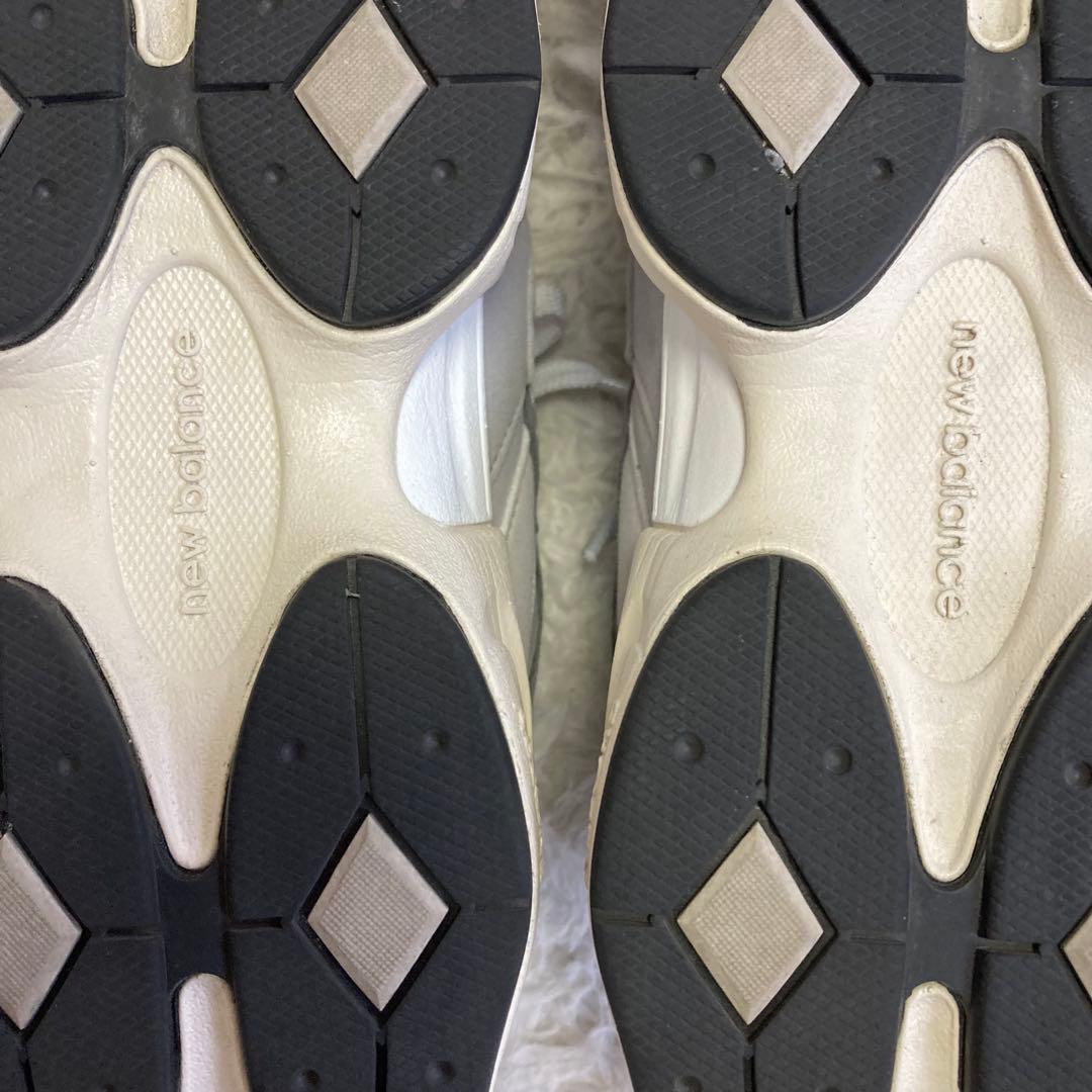 美品 New Balance 9060 グレー 23.5cm 厚底スニーカー