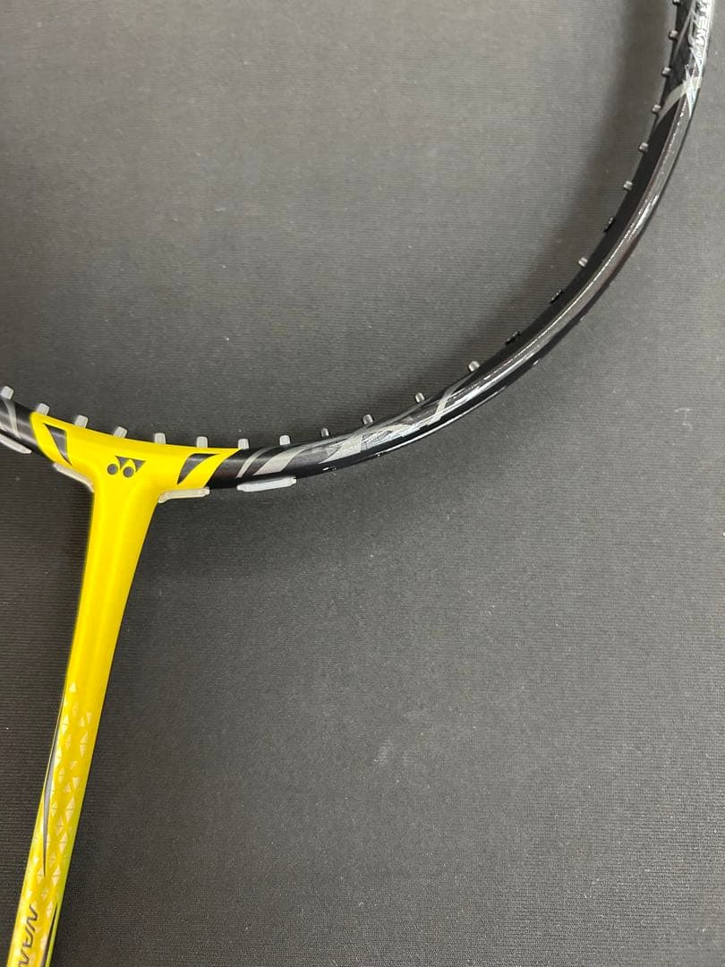 4ug5 ナノフレア1000Z 新品未使用　ヨネックス　バドミントン　ラケット