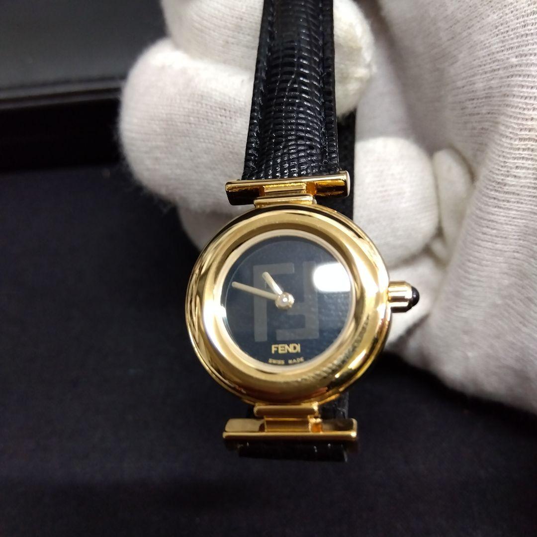 FENDI 腕時計 F3211-320 ブラックレザー