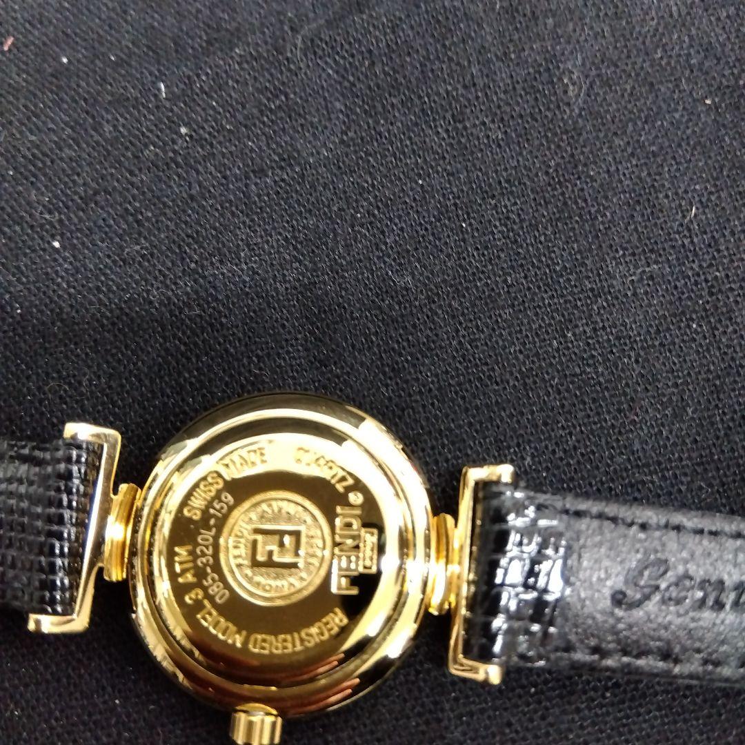 FENDI 腕時計 F3211-320 ブラックレザー
