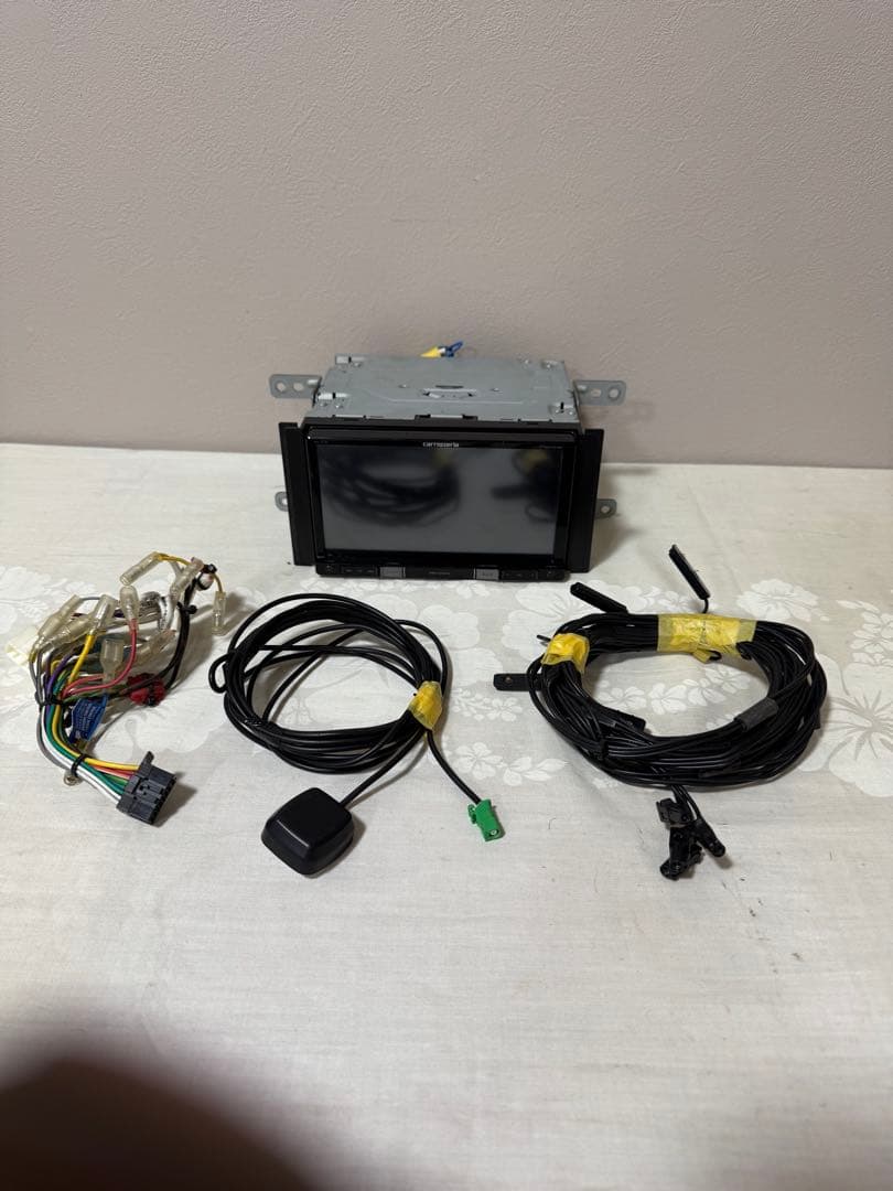 パイオニア AVIC-RZ701 ナビ フルセグ。地図データ2017年版。