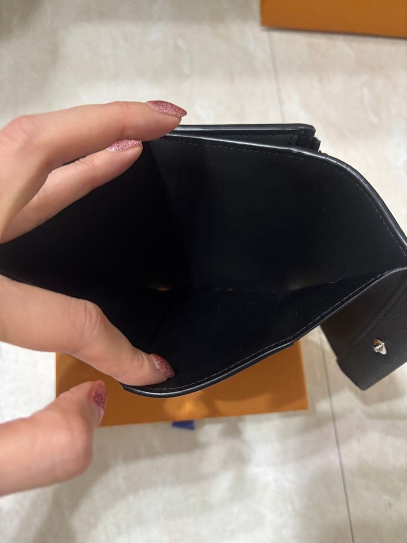 ルイ・ヴィトン ブラック 三つ折り財布 ポルトフォイユ パイロット 美品