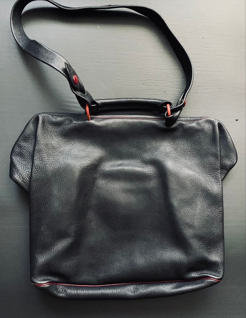 革の魔術師「MAMET MAROQUINIER 」 芸術的バッグ ¥20万程