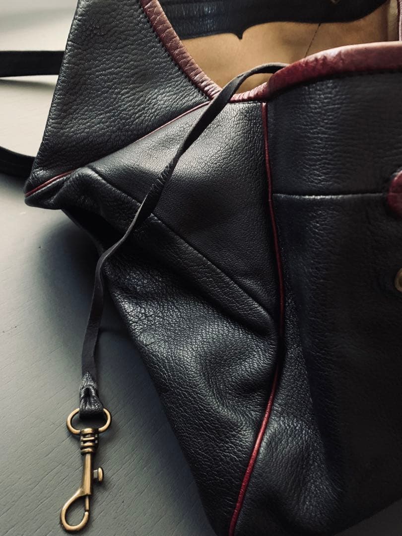 革の魔術師「MAMET MAROQUINIER 」 芸術的バッグ ¥20万程