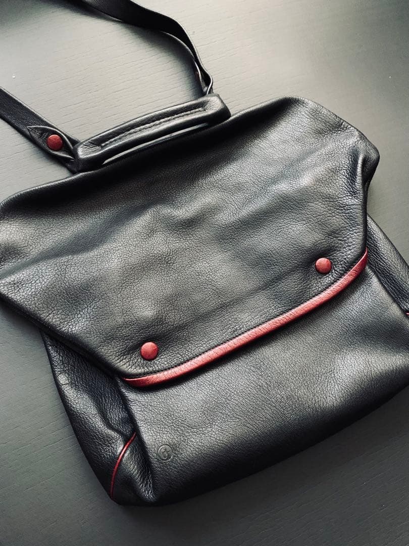 革の魔術師「MAMET MAROQUINIER 」 芸術的バッグ ¥20万程