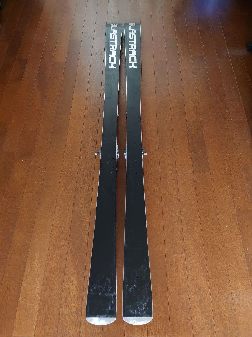 みんとん スキー板 (モーグル)