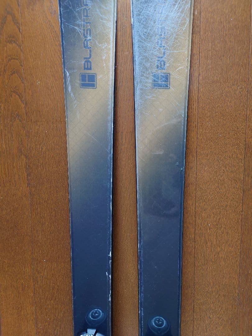 みんとん スキー板 (モーグル)