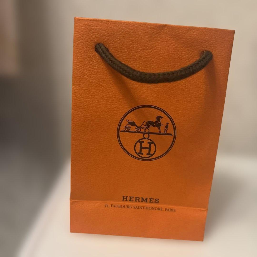 HERMES リップスティック サティネ 33