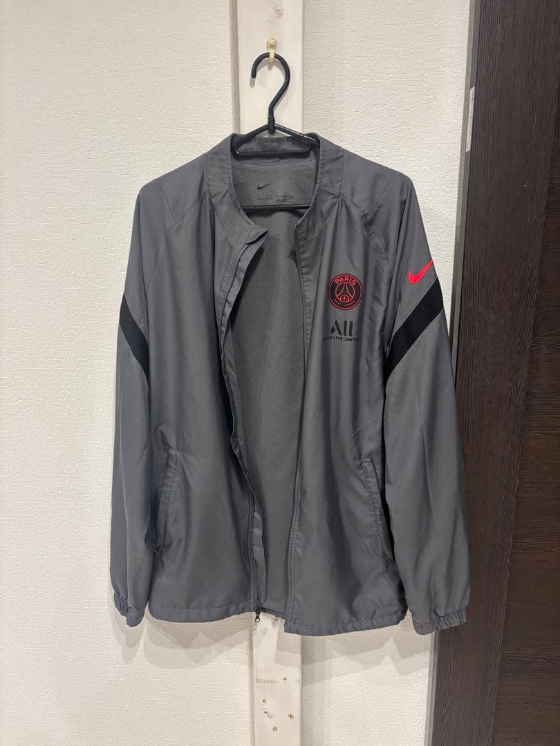NIKE✖️パリサンジェルマン　セットアップ　ジャージ　M グレー　即日発送