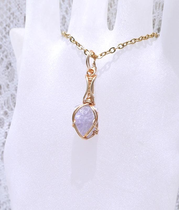 希少 ブルーヘルデライト ペンダントトップ◇