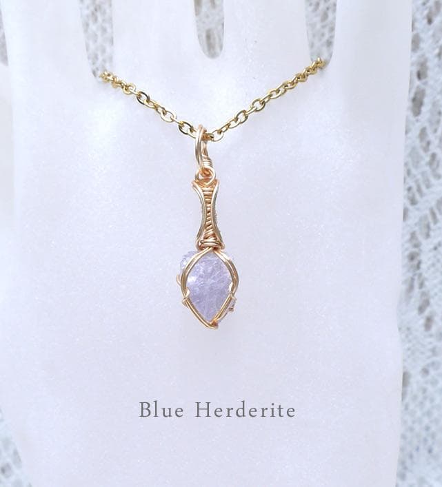 希少 ブルーヘルデライト ペンダントトップ◇