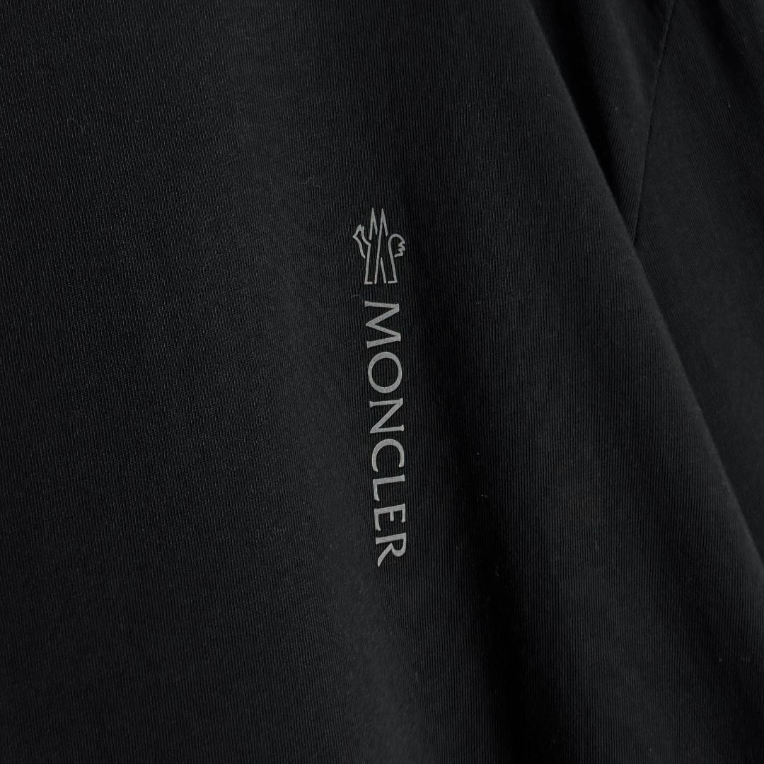 【美品☆高級モデル☆ラバーロゴ☆アームデザイン】モンクレール ロンT 長袖