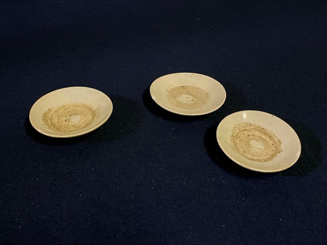 「祖」 くらわんか 白磁 豆皿 3客 波佐見焼 伊万里 （A）