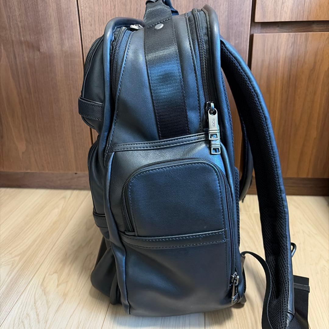 tumi alpha レザーバックパック