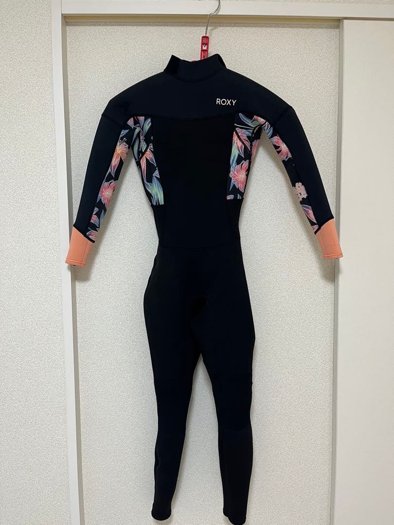 【luvvvvv】ウェットスーツ　ロキシー　ROXY レディース　Sサイズ