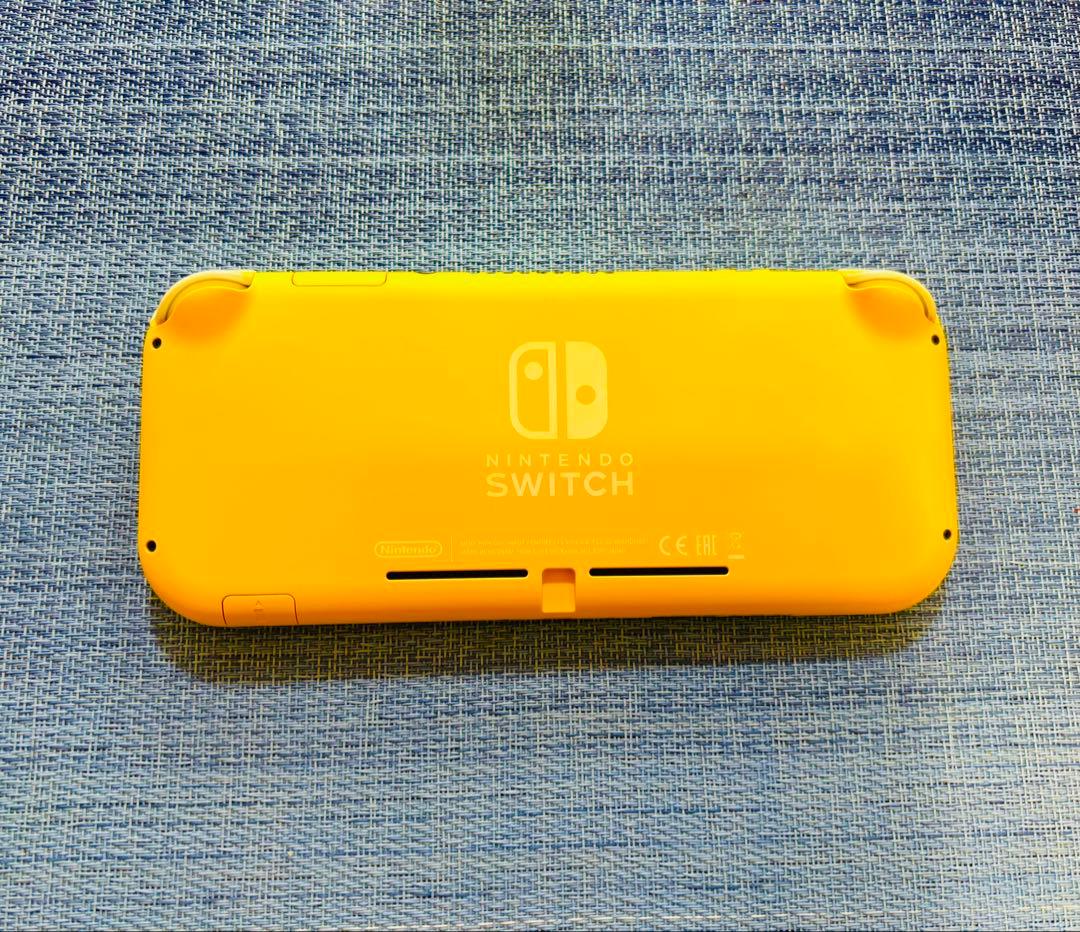 Nintendo スイッチライト　Switch Liteイエロー