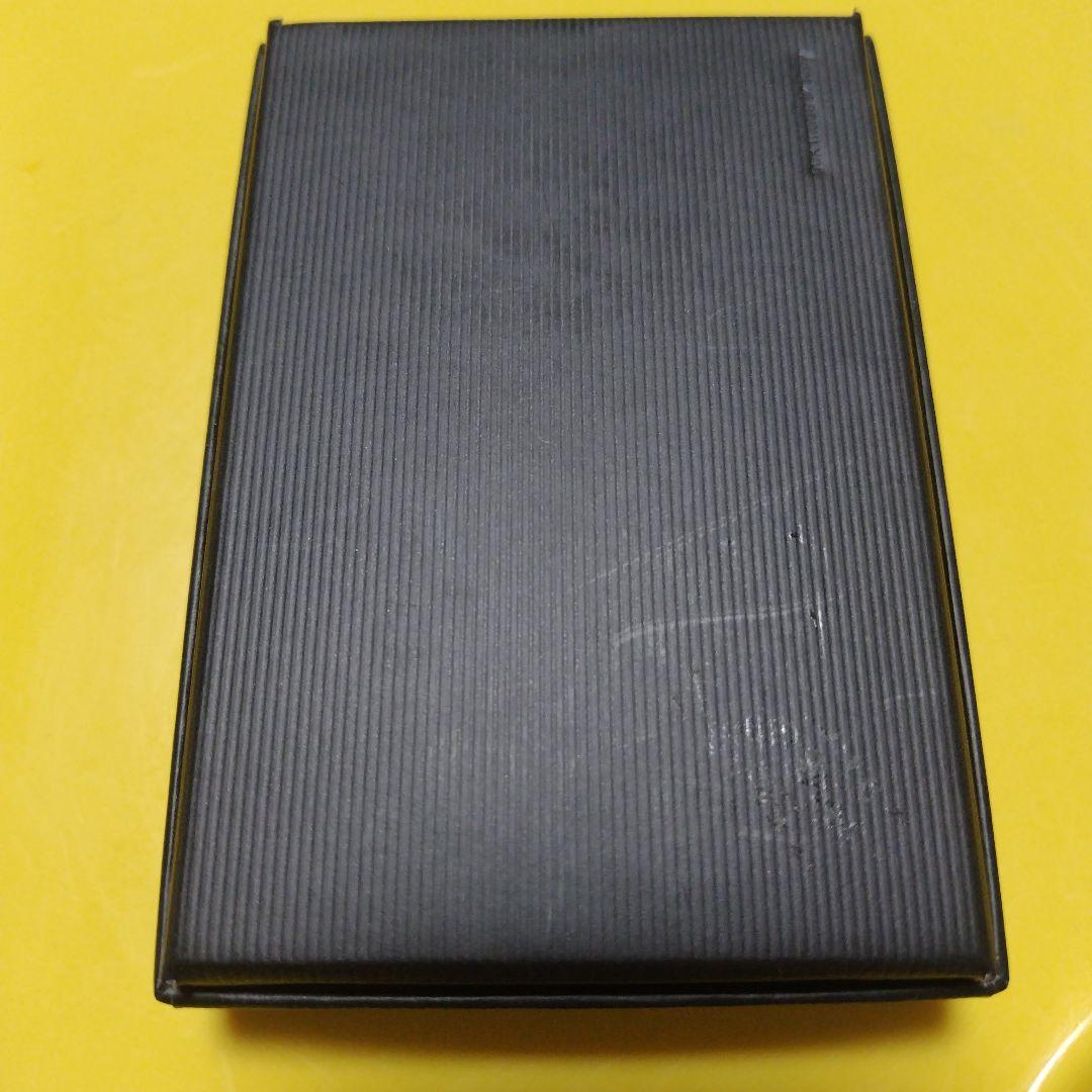 GUCCI レザー マネークリップ 蜂のモチーフ