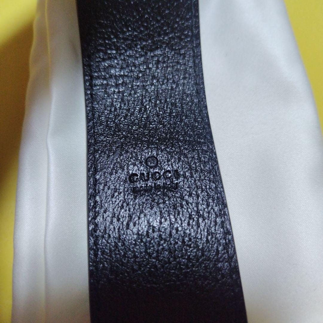 GUCCI レザー マネークリップ 蜂のモチーフ