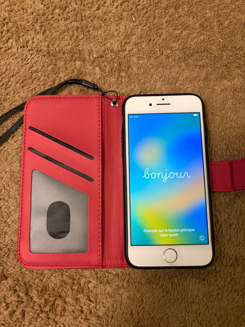 Apple iPhone 8 ホワイト ケース付き