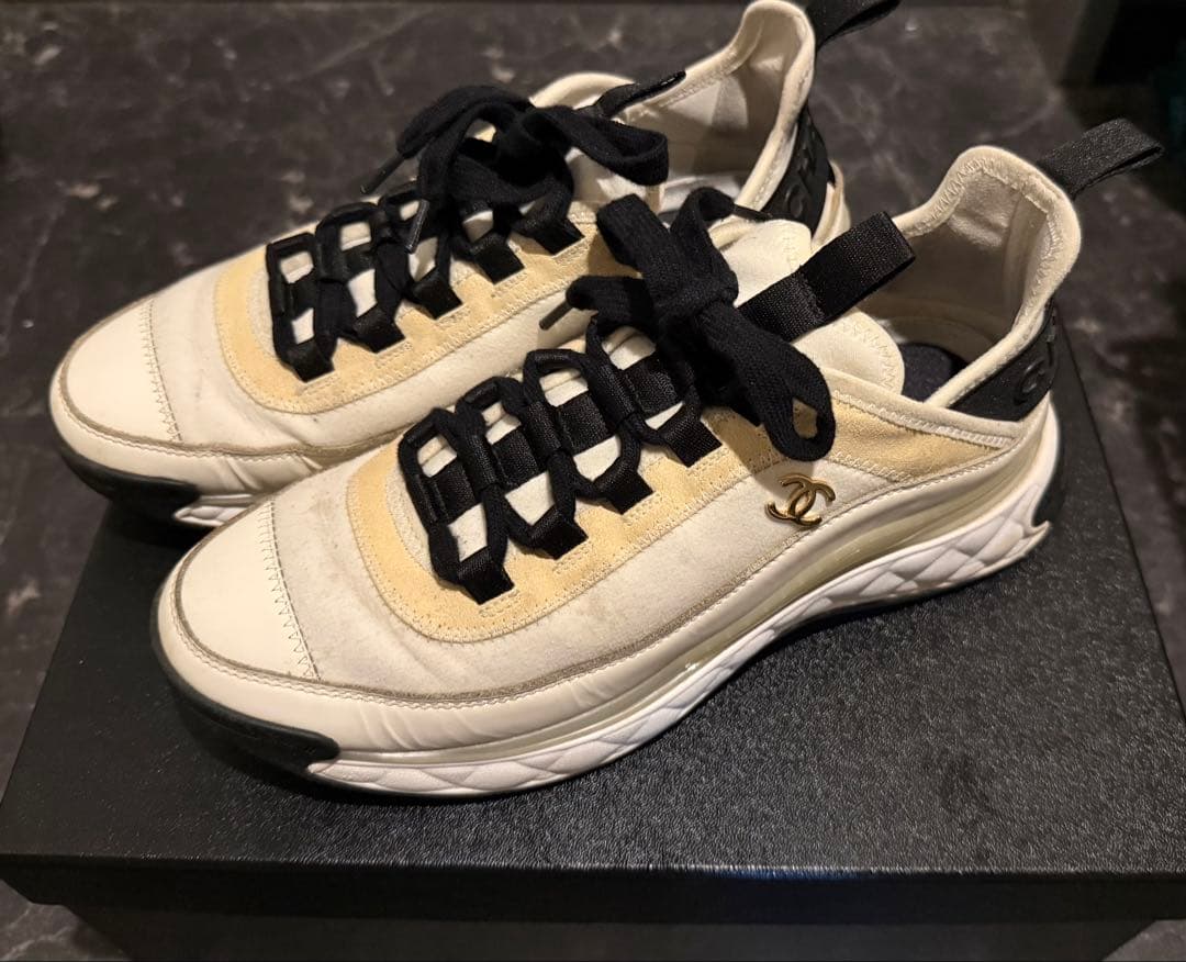 【1月6日まで値下げ】CHANEL シャネル スニーカー 39