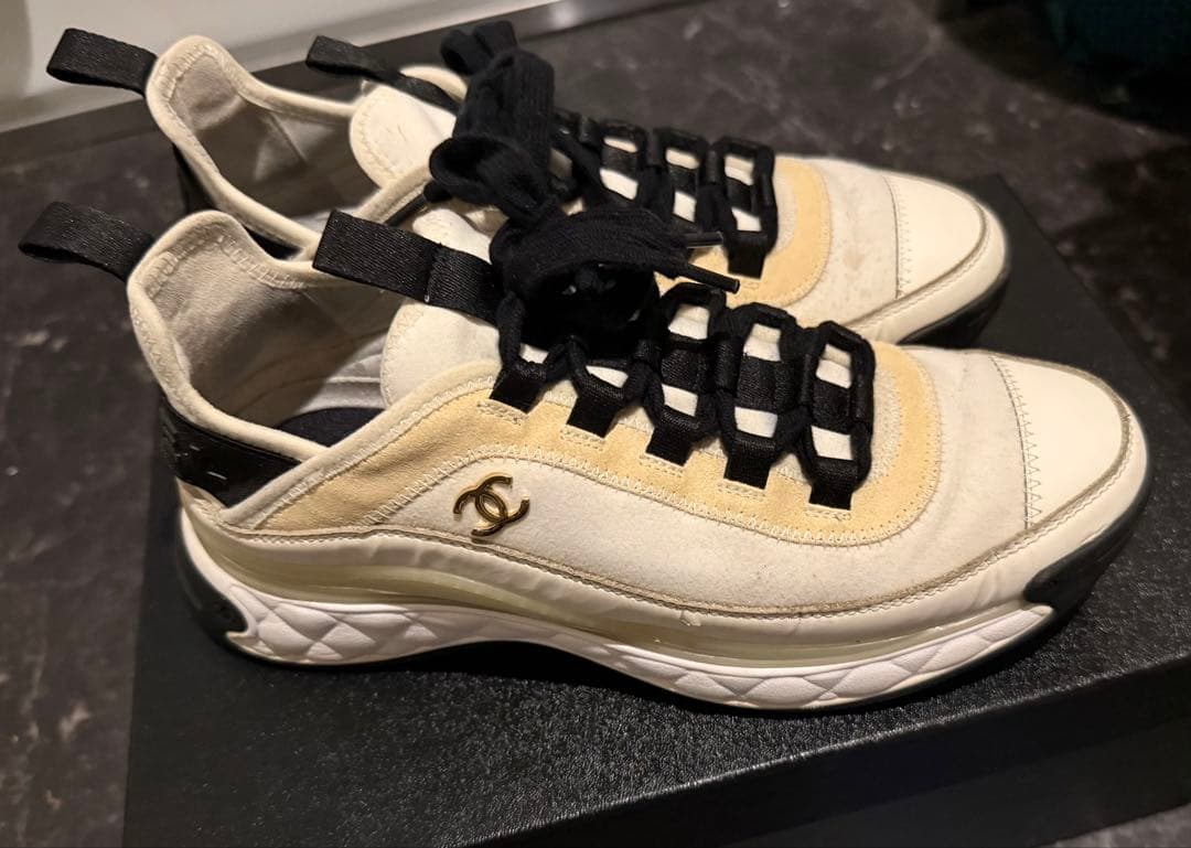 【1月6日まで値下げ】CHANEL シャネル スニーカー 39