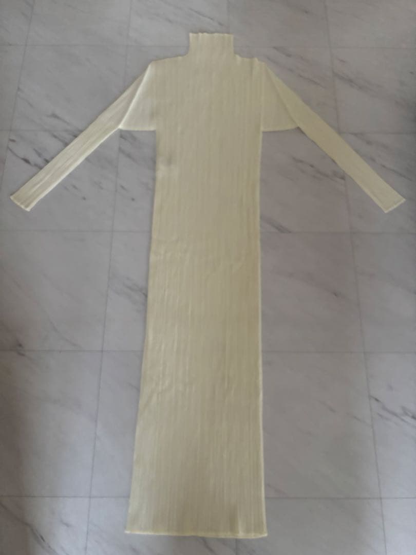 ＊未着用・極美品＊プリーツプリーズ ロングワンピース ハイネック アイボリー 4