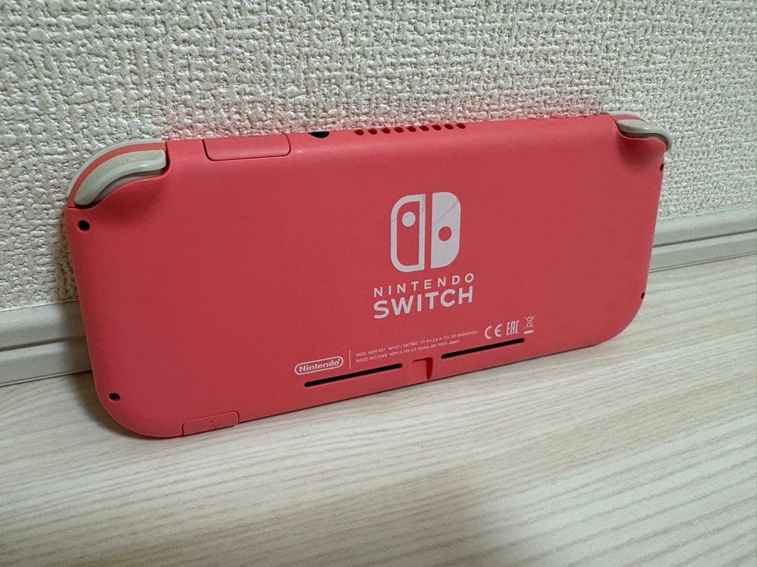 ニンテンドー　Switch lite 本体　ピンク