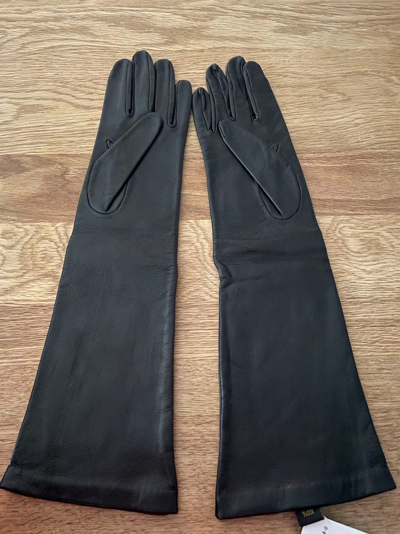 新品未使用　Madova マドヴァ レザーロンググローブ 手袋 イタリア製