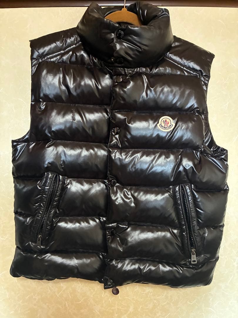 Moncler レディースダウンベスト　サイズ2 ブラック