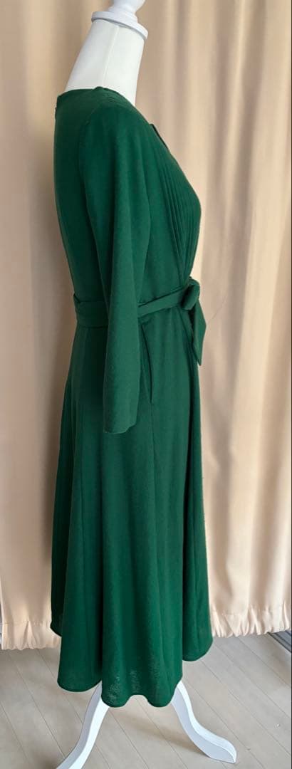 シビラ　グリーンロングワンピース