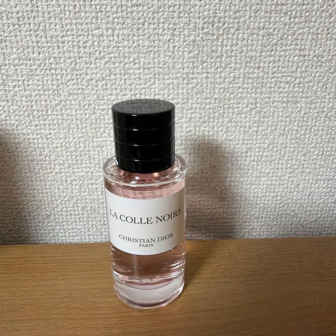 メゾンクリスチャンディオール ラコルノワール オードゥ パルファン40ml ①