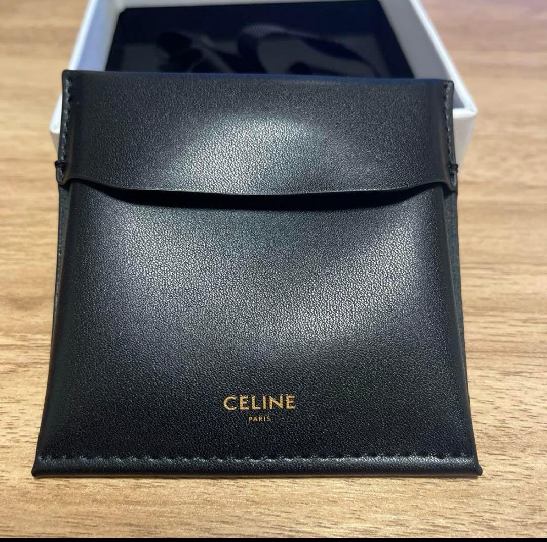 M*a様 CELINE ノットスモールフープピアス　　　　　 (片耳用) 箱・説