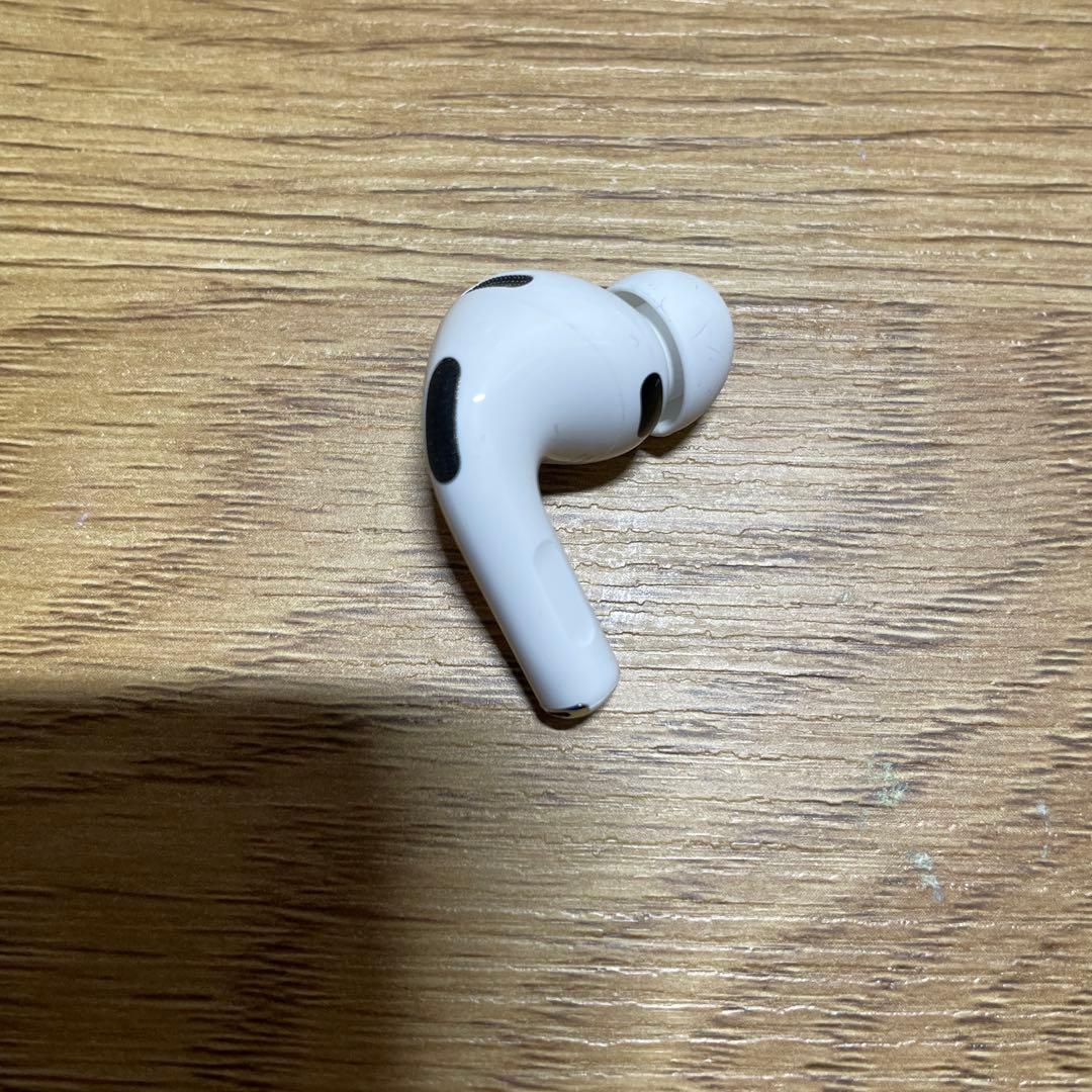 Apple Airpods Pro 第3世代　A3063 右側　右耳　右
