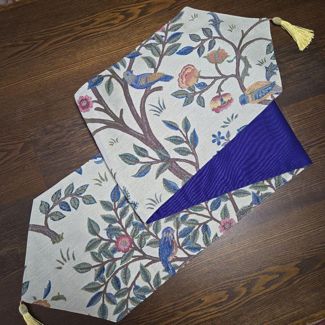 テーブルランナー　皿　花瓶　他