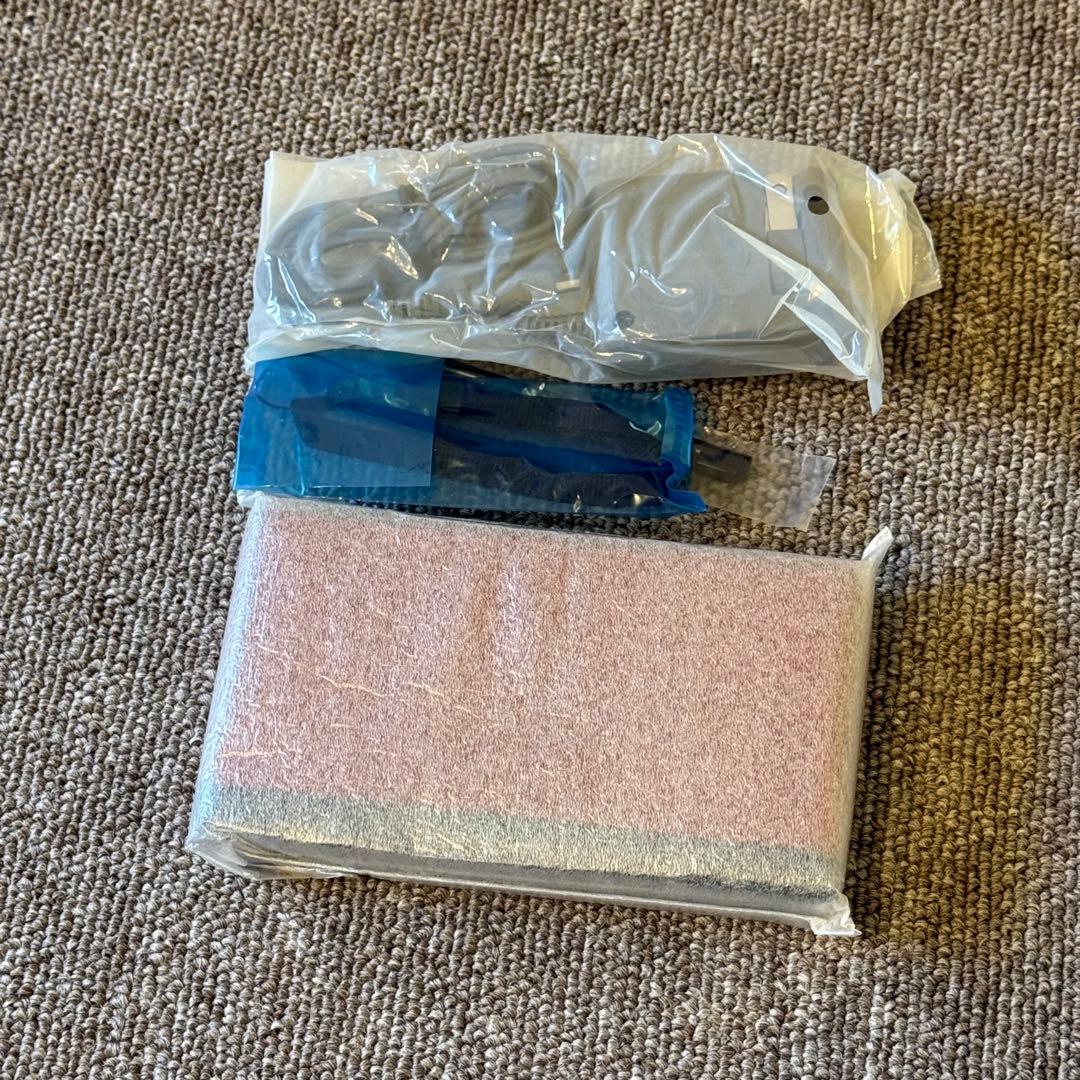 【未使用】ニンテンドーDS LITE クリムゾン・レッド 箱付き ①