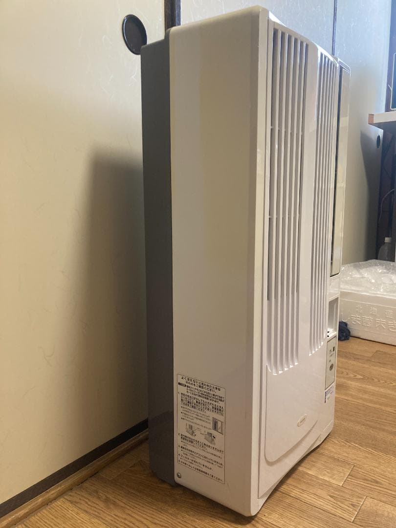 ★★KOIZUMI 小泉エアコン ウインド形冷房専用 KAW-1684 19年製